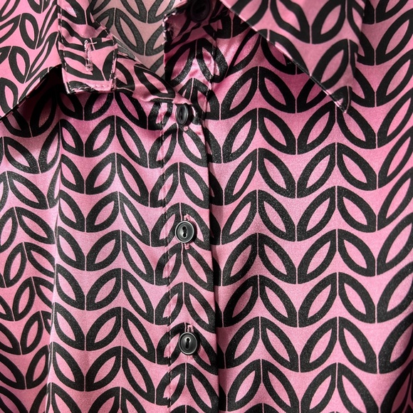 Dress Barn Pink Black Print button up Front tie Short Sleeve Casual Blouse L - Picture 7 of 7
